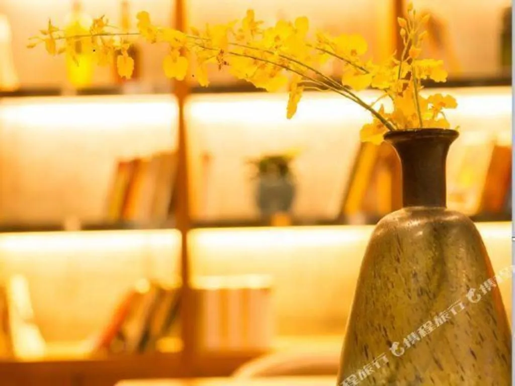 James Joyce Coffetel- Zhengzhou Wenhua Road Technology Market Hotel