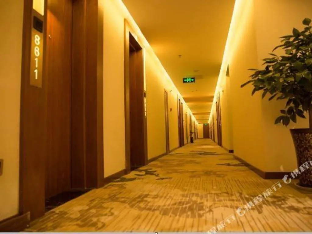 James Joyce Coffetel- Zhengzhou Wenhua Road Technology Market 3*,  China